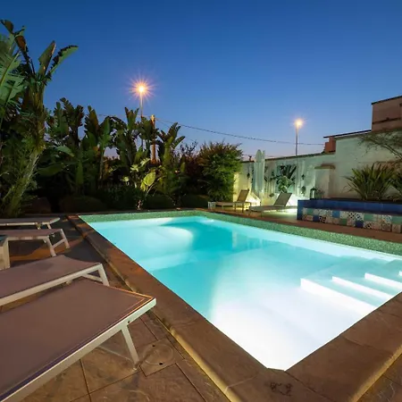 Elegante Con Piscina Privata